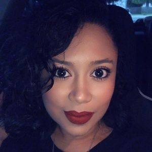 Meet your Posher, Nelly